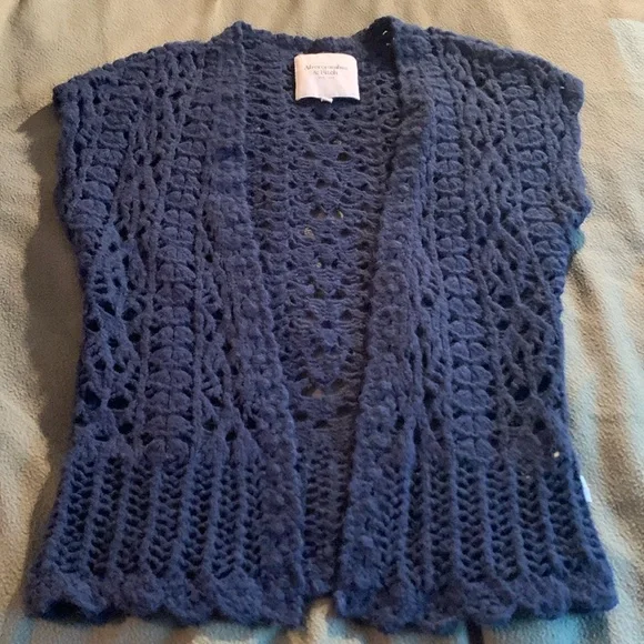 Abercrombie & Fitch navy, short sleeve, open knit sweater. Size medium - Picture 1 of 7